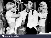 Marlowe-1969-tv-james-garner-mlwe-001-moviestore-collection-ltd-DH3946.jpg (135 KB)