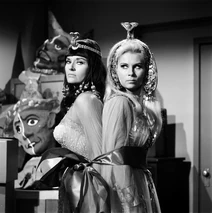 590full-lee-meriwether.jpg (50 KB)