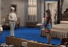 Nancy Kwan catfight2.gif