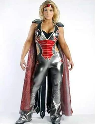 Glamazon-ready-to-shine-in-ring.jpg (20 KB)