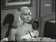 Evelyn in bed (Joi Lansing)