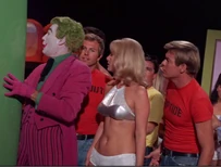 Duo arrives mistimed