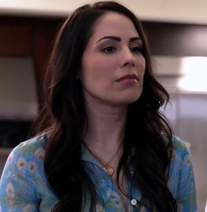 The evil Elise Simon