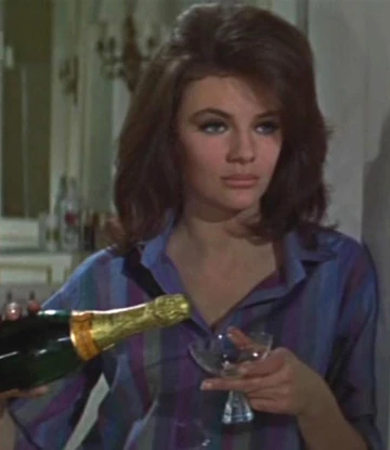 Jacqueline Bisset - Autographe Signé - James Bond Casino Royale - Miss Goodthights