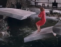 Screenshot 50729.jpg (50 KB) Helga falls and screams in terror