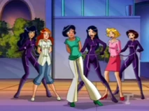 Screenshot--2020.05.02-16 47 37.png (684 KB) Mandy, Caitlin and Dominique kidnap Gabby, Carmen and Stella