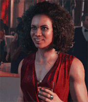 Tumblr o7z5knKeP91r0xmk4o1 r1 250.gif