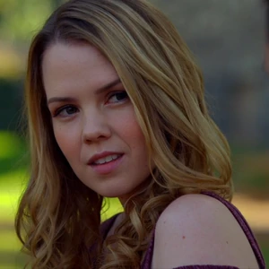 Deranged serial killer Claire Dunbar