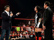 WWE-RAW-CM-Punk-Shane-McMahon-2 1230150