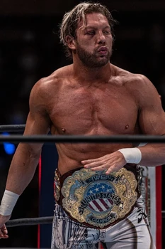 Limmy Monaghan as World Heavyweight Champion in 2023