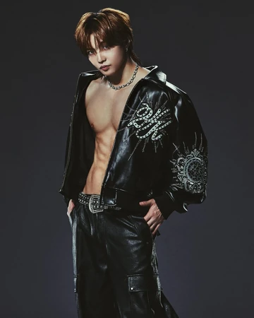 BLACK  TAIKI SATO カード Sato Taiki | EXILE TRIBE Wiki | Fandom