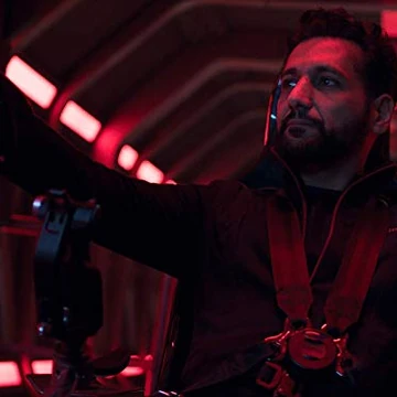 The One Eyed Man The Expanse Wiki Fandom The expanse est une serie tv de mark fergus et hawk ostby avec steven strait (jim holden), steven strait (jim holden). one eyed man the expanse wiki fandom