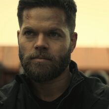 Amos Burton Tv The Expanse Wiki Fandom The following weapons were used in season 1 of the television series the expanse: amos burton tv the expanse wiki