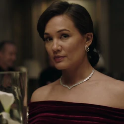 S03E09-NadineNicole as ClarissaMao 02c.jpg