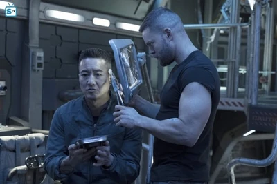 Burton takes out Prax's staples