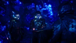 S03E11goliathcomputer2m29s.jpg (332 KB) Holographic arm computer