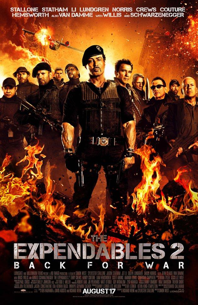 I Mercenari: : Sylvester Stallone, Jason Statham, Dolph Lundgren,  Eric Roberts, Mickey Rourke, Jet Li, Steve Austin, David Zayas, Giselle  Itiè, Terry Crews, Bruce Willis, Arnold Schwarzenegger, Charisma Carpenter,  Gary Daniels, Nick