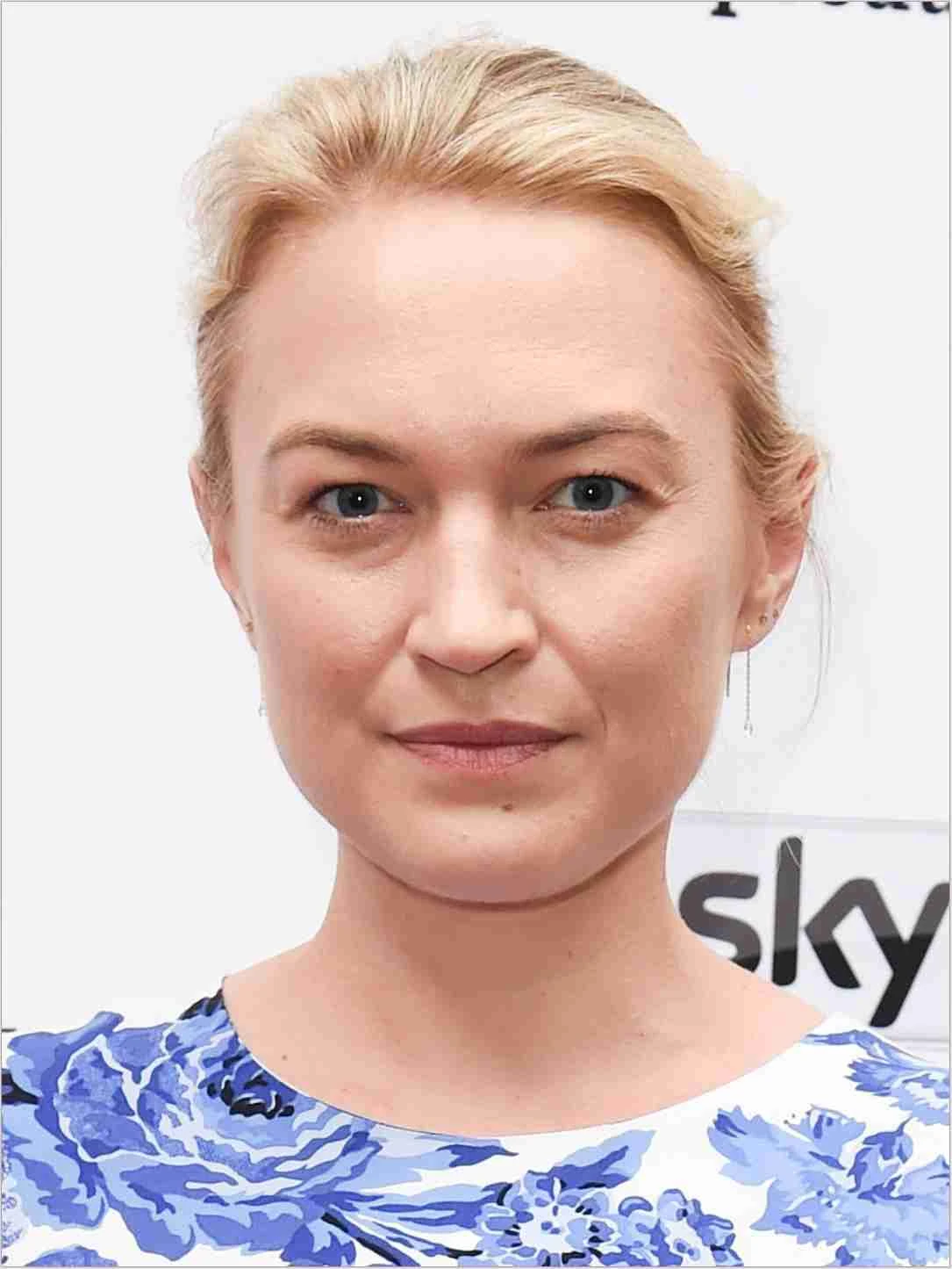 Sophia Myles | Extras Wiki | Fandom