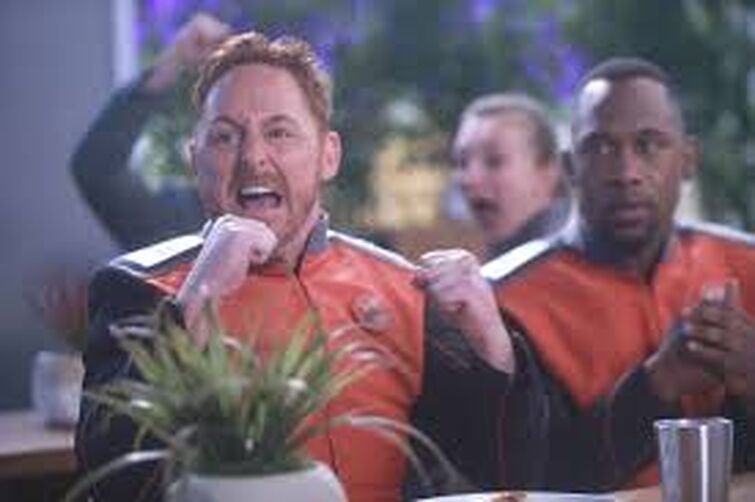 Scott Grimes leaks info about Season 2 premier