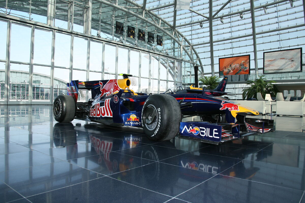Red Bull RB5 | Formula 1 Wiki | Fandom