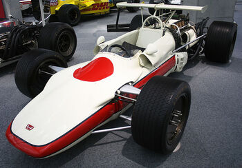 Honda RA302 left Honda Collection Hall