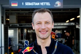 1800x1200-OleSchackVettel