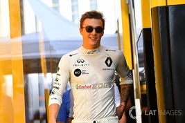 Artem-markelov-renault-sport-f