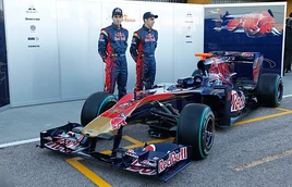Toro-rosso-launches-str5-in-valencia-16111 1