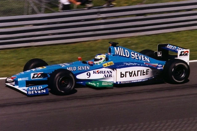 Benetton F1 Showcar 1999 #9 Fisichella - Minichamps 1/18 - Occasion état Soigné