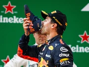 Daniel-ricciardo-shoey
