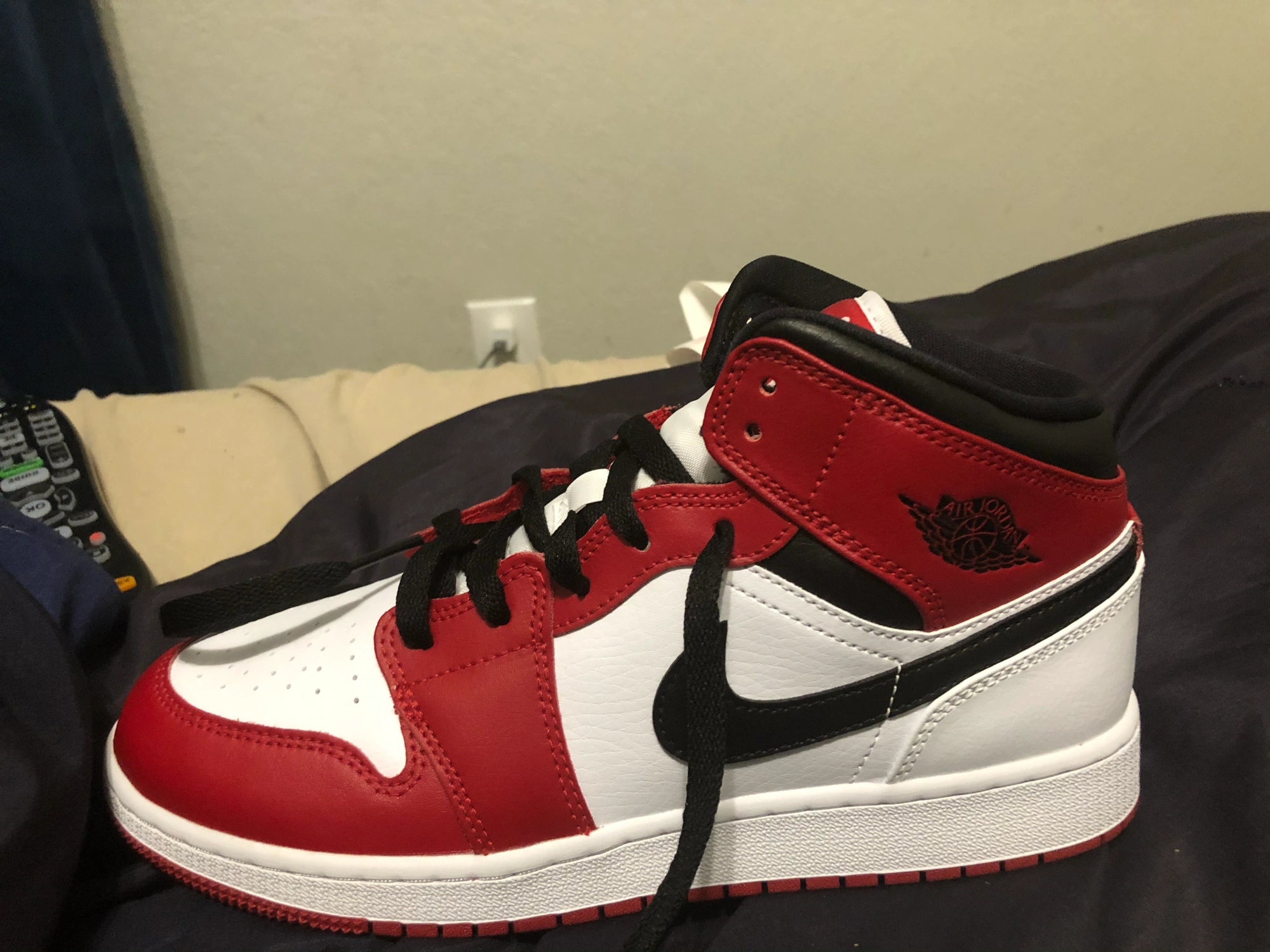 where to buy real jordan 1s