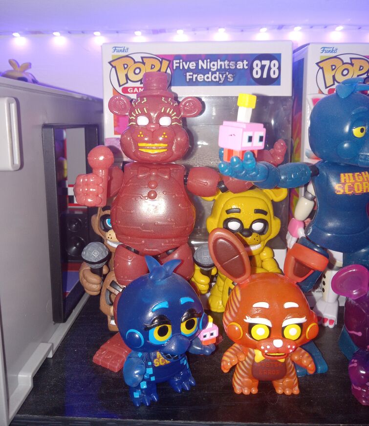Worlds Apart Liverpool - Five Nights at Freddy's figures and Plushies back  in stock but are extremely limited stock