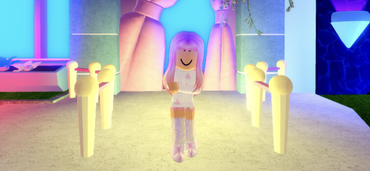 User blog:StarlightPlayZ/👗 Some outfit hacks :P👠, Royale High Wiki