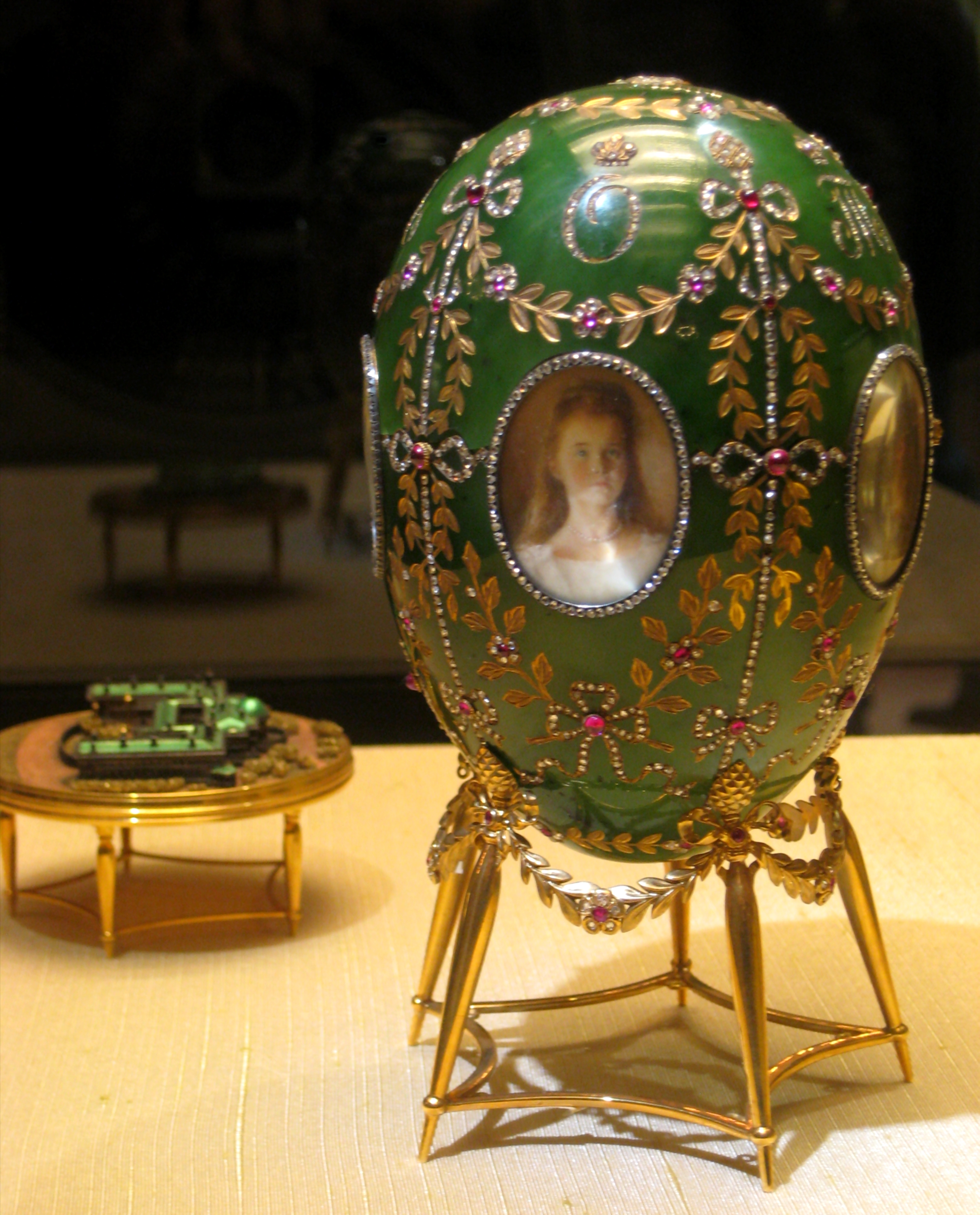 ロシア　faberge ファベルジェ　インペリアルクリスタルエッグ　カットガラス ロシア faberge ファベルジェ インペリアルクリスタルエッグ