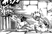 Natsu surpreso por estar sem roupa.