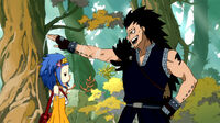 Gajeel patting Levy