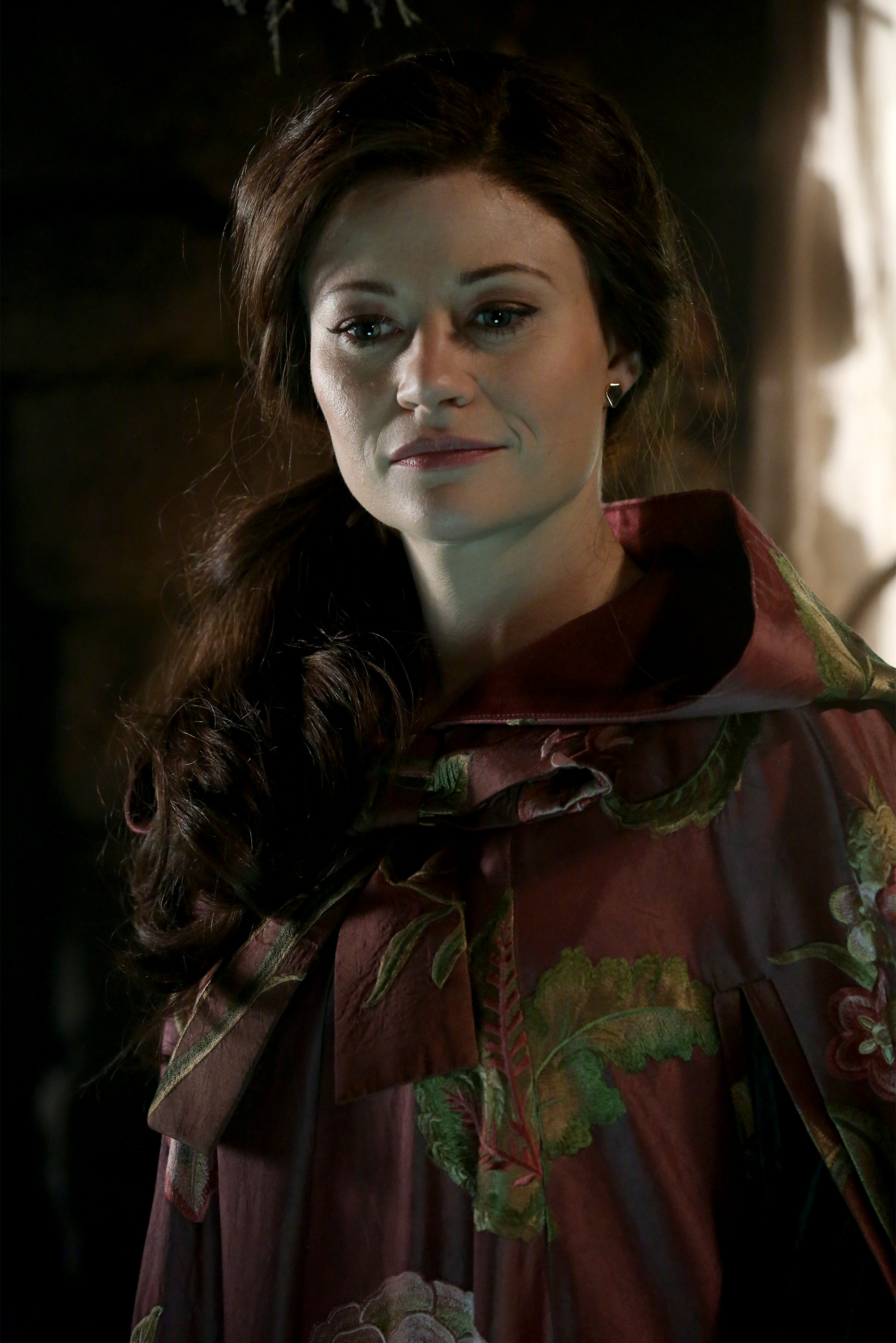 emilie de ravin eyes belle