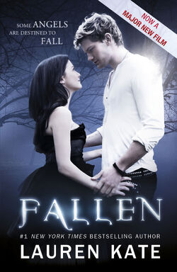 Lauren kate série fallen 1 fallen by Gabiiz Pattz - Issuu