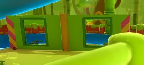 Pegwinpoolpartyrotatingwall