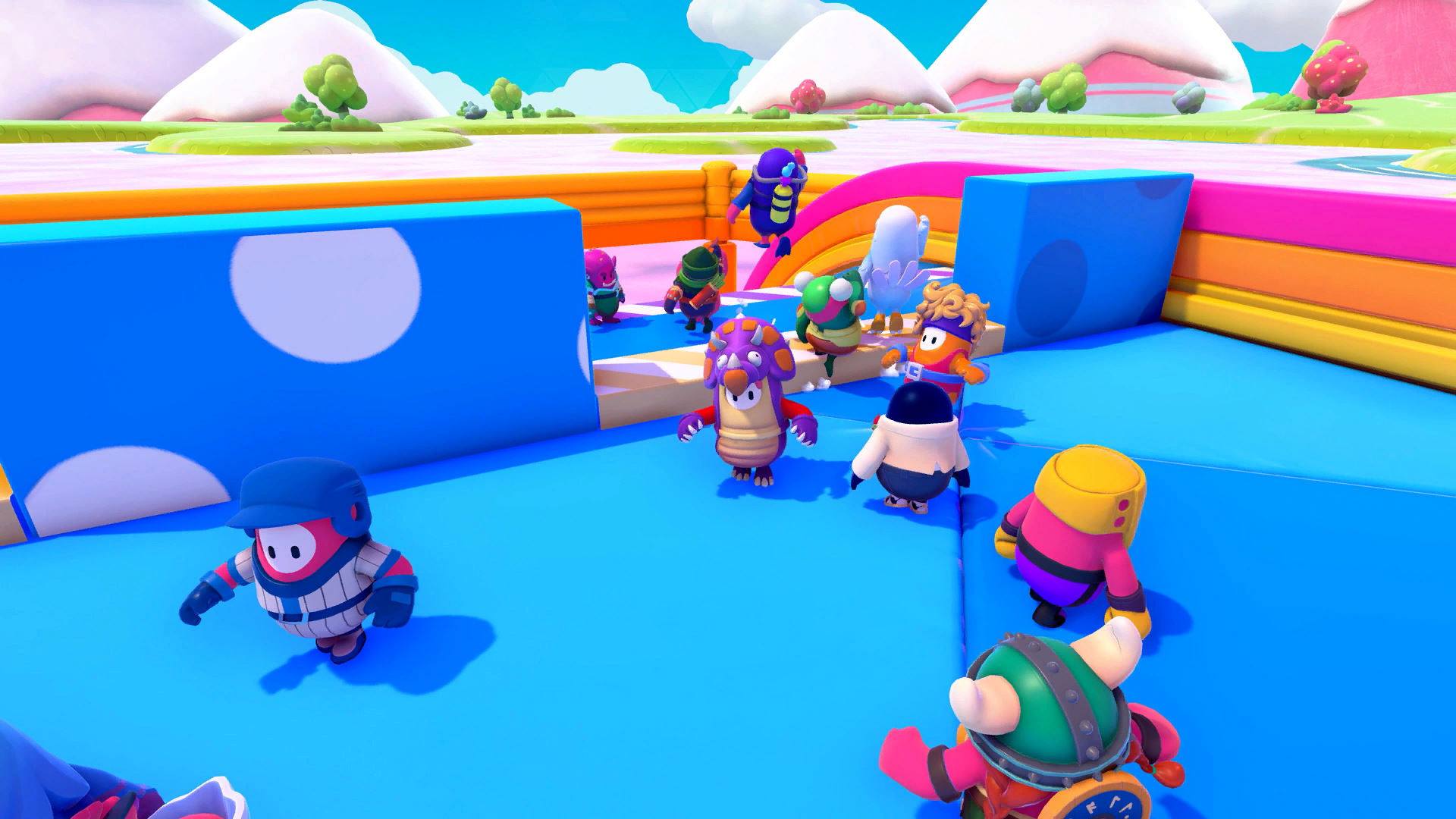 Multiplayer party game Fall Guys is going FREE - 9to5Toys