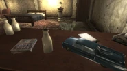 FO3 LCS Tenpenny.jpg (329 КБ) Підручник на столі в тій же кімнаті
