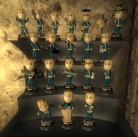 Tutte e 20 le bamboline Vault-Tec nella suite della torre di Tenpenny