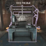 Weapons workbench hightlighted.png (1,72 MB) Banco de trabajo para armas modelo 1