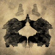 A mancha de tinta de Rorschach representando "two bears high-fiving"