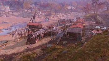 FO76 Summersville docks