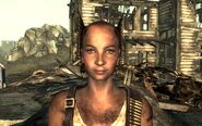 {{Nukapedia link|Бос рейдерів|Raider leader (Springvale school)}} школі Спрингвела, жіночий персонаж