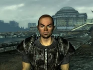 Охранник на мемориале Джефферсона (отправление в Ривет-Сити)