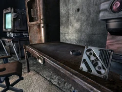 FNVOWB Light Switch01 tape X-2 transmitter