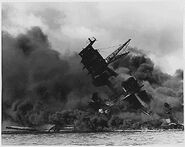 USS Arizona Pearl Harbor - 1941