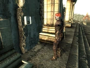 FO3 Roy Phillips at the intercom.png (790 КБ) Рой Филлипс говорит по интеркому Тенпенни-Тауэр